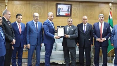 محافظ الفيوم يهنئ رئيس هيئة قضايا الدولة بتولي مهام منصبه