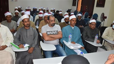 ندوات توعوية بأهمية دور رجال الدين في الحفاظ على مياه الشرب وترشيد استهلاكها بالأقصر 