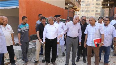 محافظ الجيزة يتابع أعمال إنشاء 5 أسواق حضارية جديدة بالهرم وبولاق والطالبية 