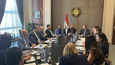 مساعد وزير الخارجية يستقبل مساعدي لجنة الشئون الخارجية بالنواب الأمريكي