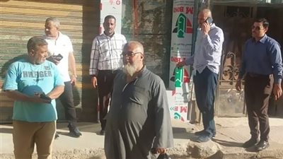 سكرتير بني سويف يشرف على وقف تحويل وحدة سكنية لنشاطٍ تجاري