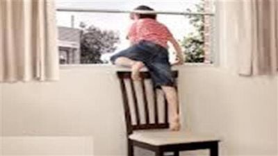 التحقيقات تكشف تفاصيل إصابة طفلة سقطت من شرفة منزلها بأكتوبر