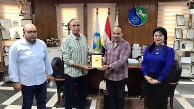 بروتوكول تعاون بين مياه الشرقية ورسالة لتوصيل خطوط مياه شرب للأسر الأكثر احتياجًا