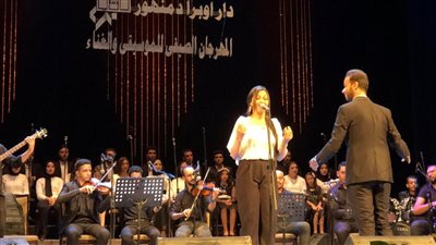 الكيان يجمع الغناء التراثي والمعاصر في مهرجان الأوبرا بدمنهور.. صور 