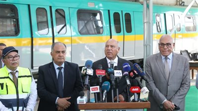 الوزير: إنشاء 7 مصانع بالتعاون مع كبرى الشركات لتوطين صناعة السكك الحديدية