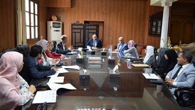 رئيس جامعة بني سويف يترأس مجلس تطوير الأداء الجامعي