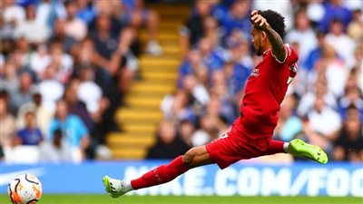 ليفربول يتعادل مع تشيلسي في الشوط الأول وصلاح يتألق