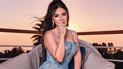 ماجي بو غصن تخضع لجلسة تصوير ملفتة وبمكياج ترابي