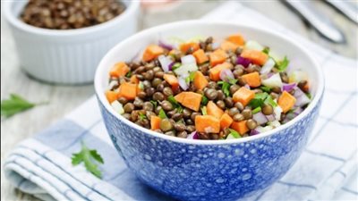 غنية بالحديد| طرية عمل سلطة العدس البني بالخضار