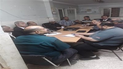 تنظيم ندوة شعرية في بيت ثقافة أخميم بسوهاج