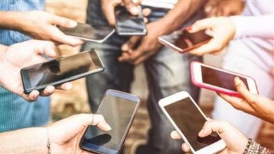 خبير أمن معلومات: استخدام الهاتف المحمول وصل 100% من تعداد السكان الفعلي