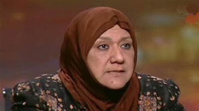 صافي ناز كاظم تكشف سبب عرض مكتبتها للبيع وسر تراجعها (فيديو)