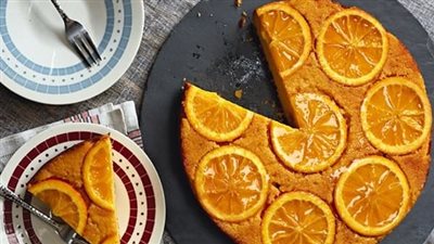 تشيز كيك الشوكولاتة بالبرتقال علي خطي المطاعم 