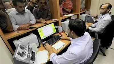 عاجل.. قرار بترقية الموظفين بالجهاز الإداري للدولة