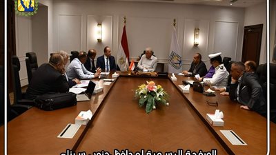 محافظ جنوب سيناء يناقش خطة تشغيل 5 أتوبيسات كهرباء بشرم الشيخ