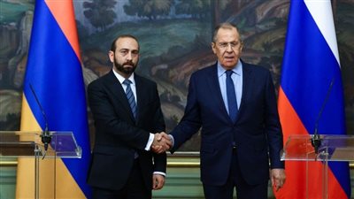 روسيا وأرمينيا تبحثان تطبيع العلاقات بين يريفان وباكو