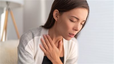 فيتامين مهم نقصه يهدد الرئة بأمراض خطيرة.. أطباء يحذرون