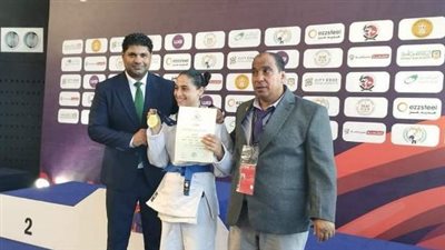 محافظ الشرقية يُهنئ لاعبي المشروع القومي والبطل الأوليمبي على المراكز الأولى 