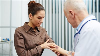 ضعف الوظائف أبرزها.. أعراض الإصابة بالكدمات