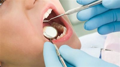  أسباب  رائحة الفم الكريهة وتسوس الأسنان