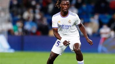 تفاصيل إصابة كامافينجا قبل مباراة السوبر الأوروبي المرتقبة