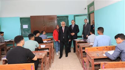 بدء امتحان الدور الثاني في اللغة العربية للثانوية العامة 2023 
