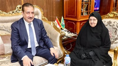   محافظ المنوفية يلتقي سيدة تبرعت بقطعة أرض لإنشاء وحدة إسعاف