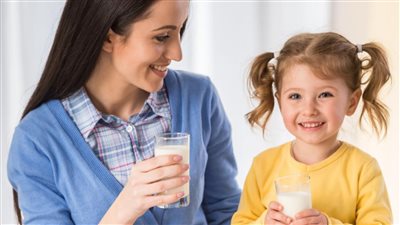 5 فوائد صحية تُجبرك على شُرب التمر بالحليب يوميًا.. أهمها تعزيز الخصوبة