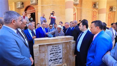 علام يتفقد مبنى نقابة محامي الإسماعيلية.. ويضع حجر أساس استكمال المبنى الجديد  