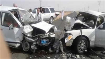 مصرع شخص وإصابة 2 آخرين في انقلاب سيارة بقليوب