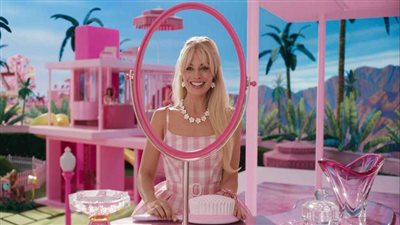 Barbie يحقق إيرادات ضخمة بالسينمات حول العالم 