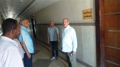 ديوان عام بني سويف ينفذ قرارات الحكومة بالعمل يوم الأحد من المنزل