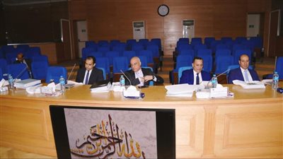 القصير: لا مجال لوجود شركات خاسرة تابعة للوزارة
