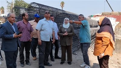 نائب محافظ القاهرة تتابع أعمال إزالة عقار كورنيش النيل المائل 