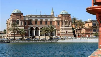 بعد قرابة عقد.. مصرف ليبيا المركزي يعود مؤسسة سيادية موحدة