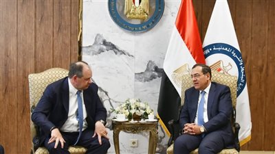  وزير البترول يستقبل الرئيس التنفيذي لأباتشي بعد نجاحات الشركة في الصحراء الغربية 