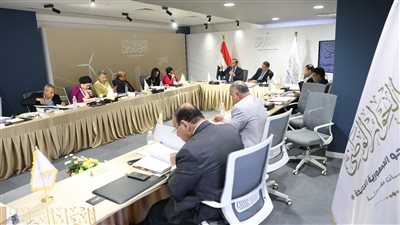 الحوار الوطني يوصي بإطلاق تطيبق إلكتروني لخدمة السائح وتوفير حمامات عمومية بالميادين