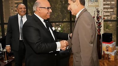 مناقشة إمكانية إنشاء أسواق جمله حضارية داخل محافظة الغربية