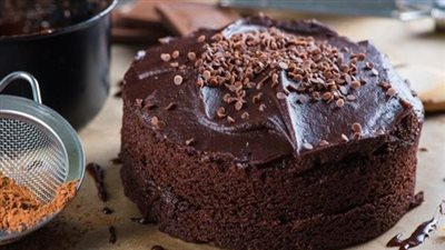 طريقة عمل كيكة الشوكولاتة المختلفة.. حضريها في الأعياد