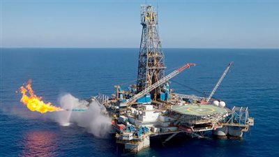 إنتاج الزيت بحقل شمال جيسوم في خليج السويس يقفز لـ 23 ألف برميل يومياً 