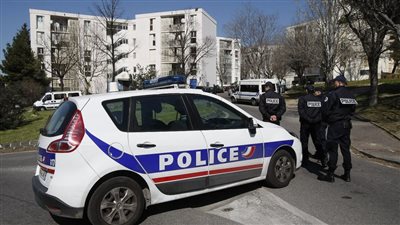 القبض على شخص هدد بتفجير نفسه في قنصلية إيران بفرنسا (فيديو)