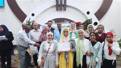 تعليم قوص فى قنا تكرم اوائل الشهادات العامة