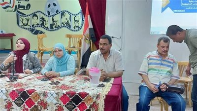 الكشف علي العاملين بإدارة قنا التعليمية ضمن مبادرة 100 يوم صحة