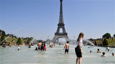 فرنسا تسجل أكثر الأيام حرارة على الإطلاق