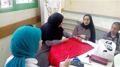  فعاليات ورش التفصيل والخياطة بثقافة أسيوط الجديدة