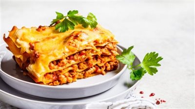 من المطبخ الايطالي.. اصنعي اللازانيا اللذيذة 