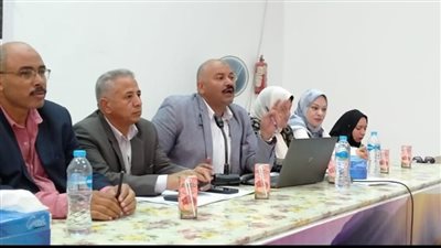 ندوة لمناقشة الأثار الصحية والبيئية  لحرق المخلفات الزراعية بالبحيرة 