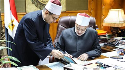 وكيل الأزهر يعتمد نتيجة الدور الثاني لشهادات القراءات بنسبة 77.09%