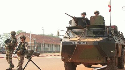 فرنسا تنفي طلب استخدام المجال الجوي الجزائري لتنفيذ عملية عسكرية بالنيجر