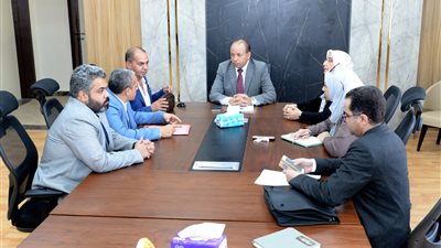  جامعة المنصورة الأهلية تبحث استعدادات بدء الدراسة ببرامج جديدة 